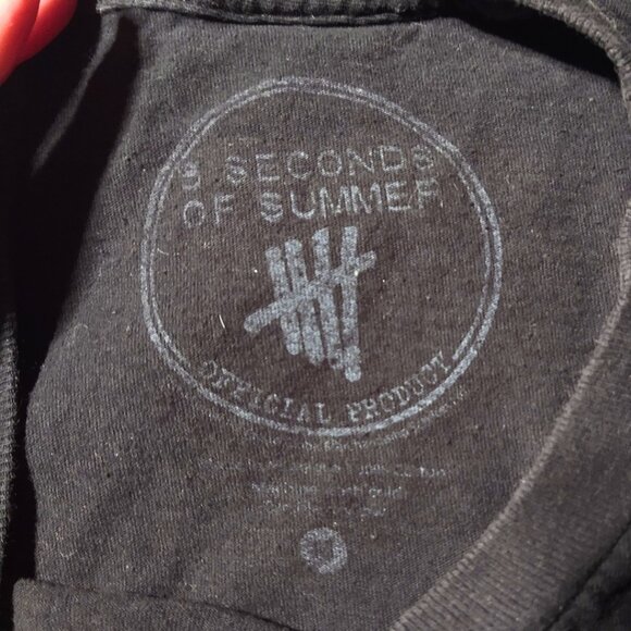 5 Seconds of Summer Graphic Tee - Picture 4 of 6